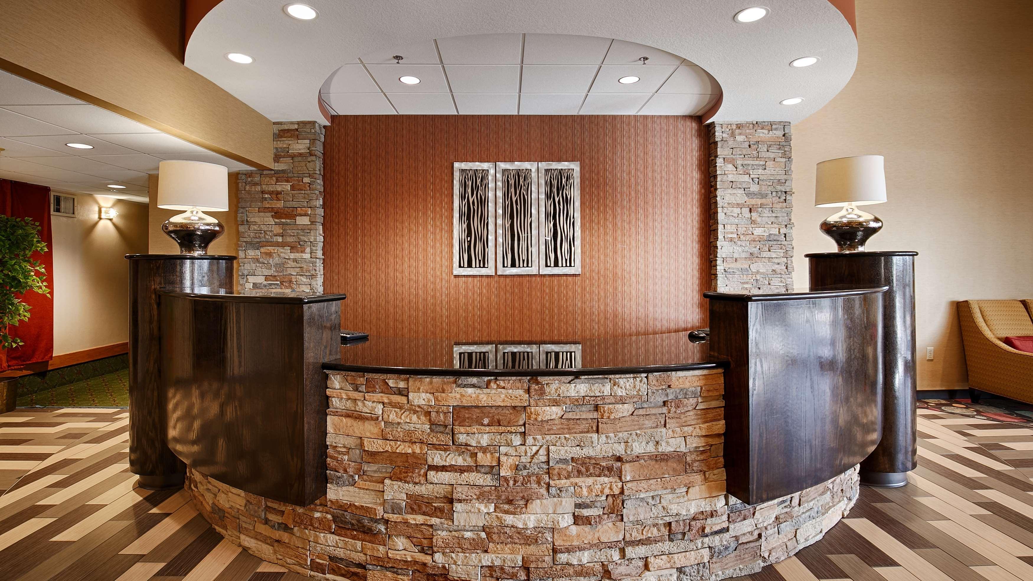 Best Western Luxbury Inn Fort Wayne Dış mekan fotoğraf