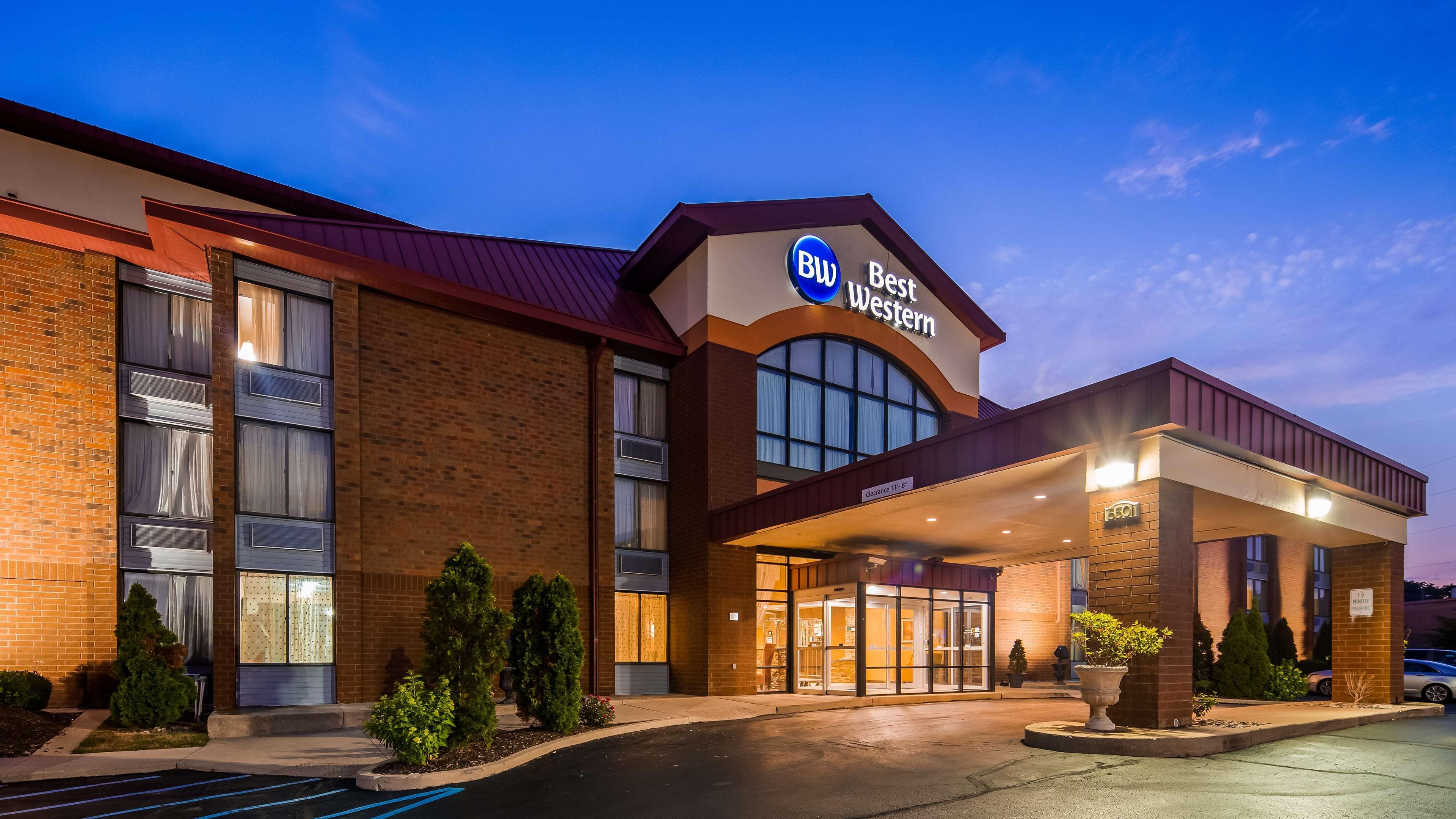Best Western Luxbury Inn Fort Wayne Dış mekan fotoğraf