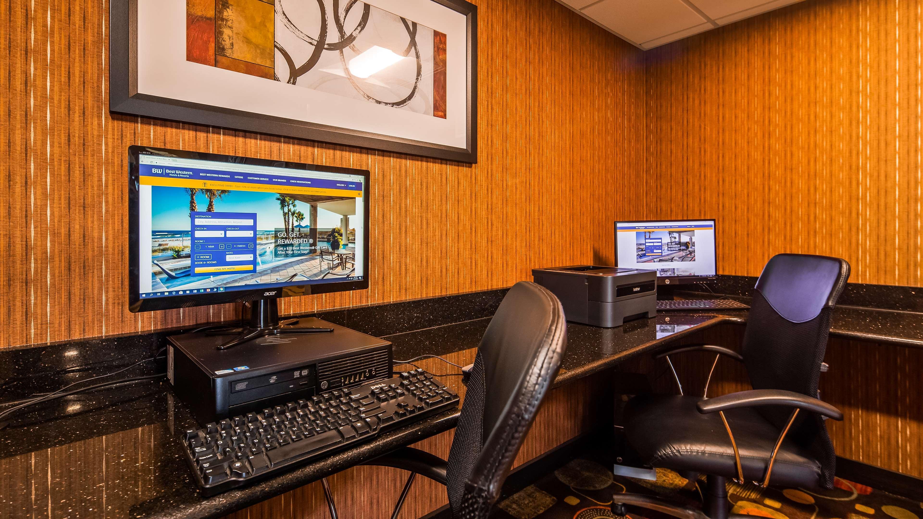 Best Western Luxbury Inn Fort Wayne Dış mekan fotoğraf