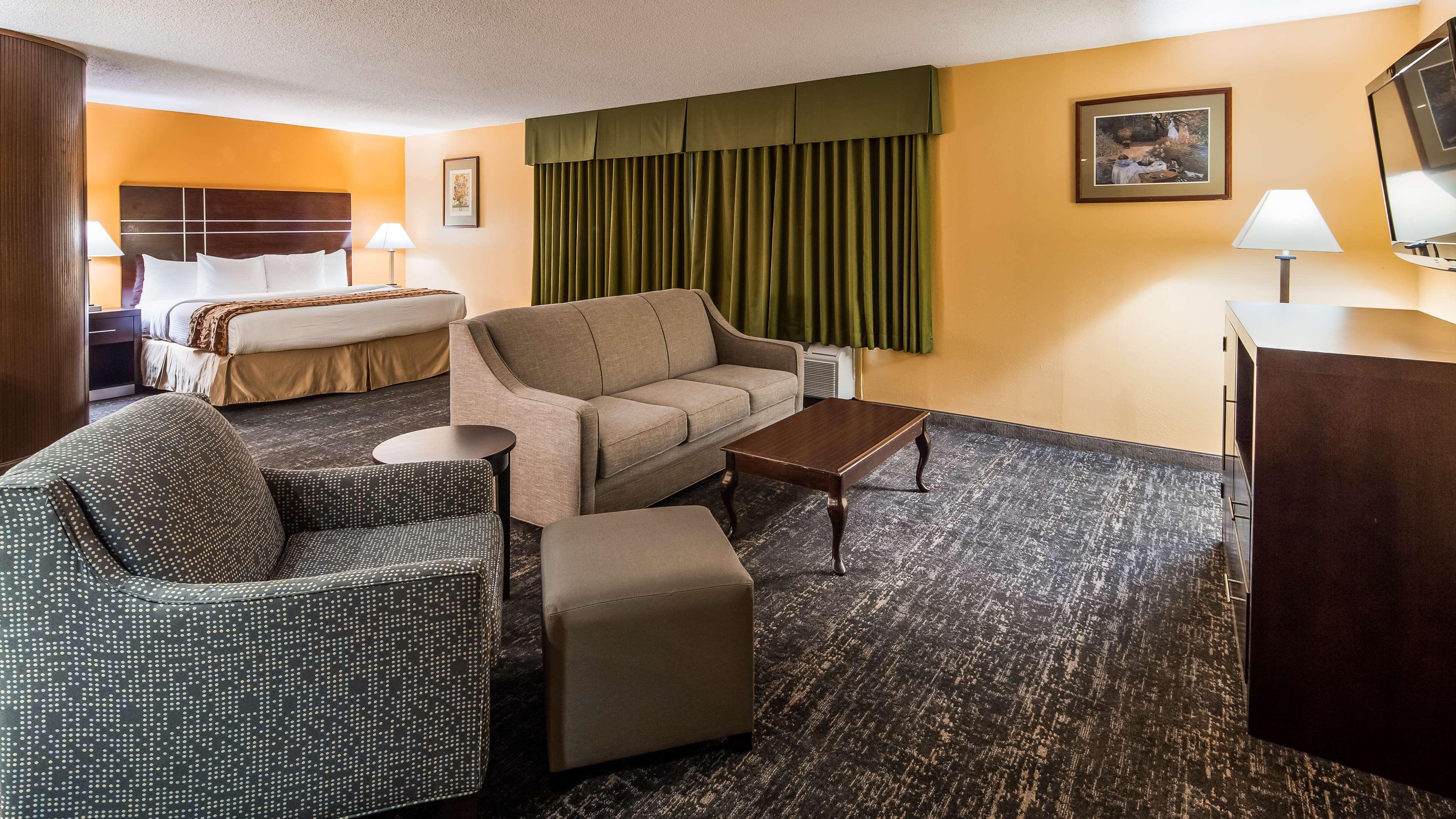 Best Western Luxbury Inn Fort Wayne Dış mekan fotoğraf