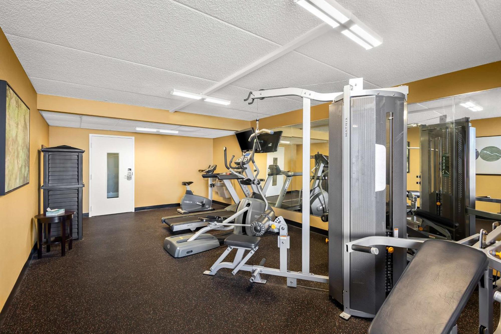 Best Western Luxbury Inn Fort Wayne Dış mekan fotoğraf