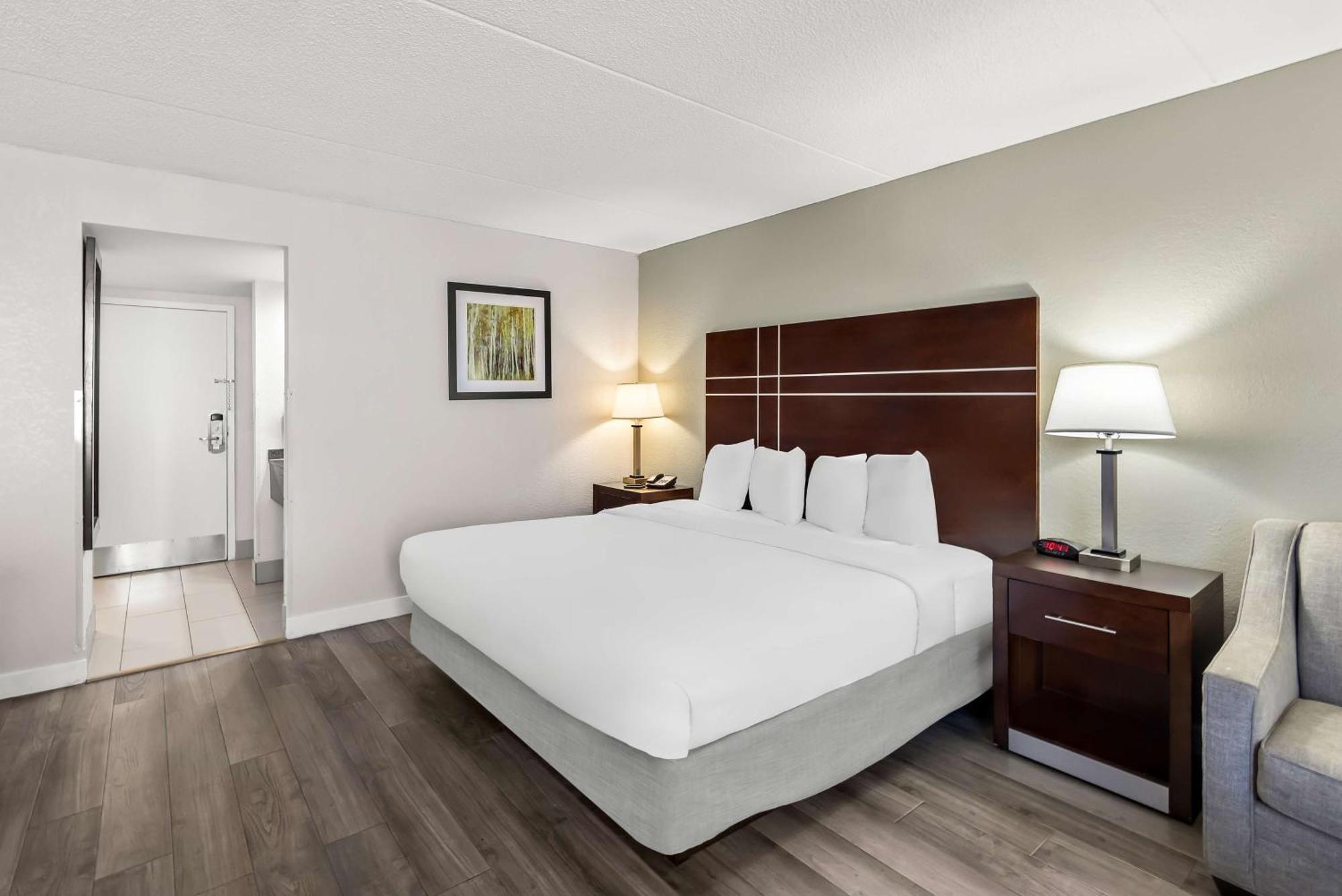 Best Western Luxbury Inn Fort Wayne Dış mekan fotoğraf