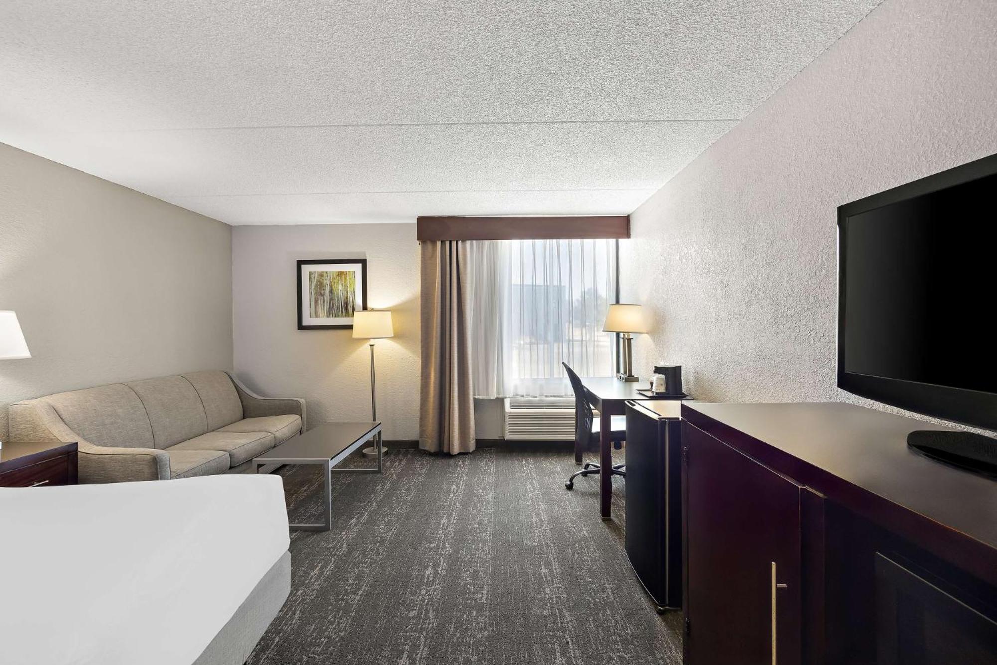 Best Western Luxbury Inn Fort Wayne Dış mekan fotoğraf