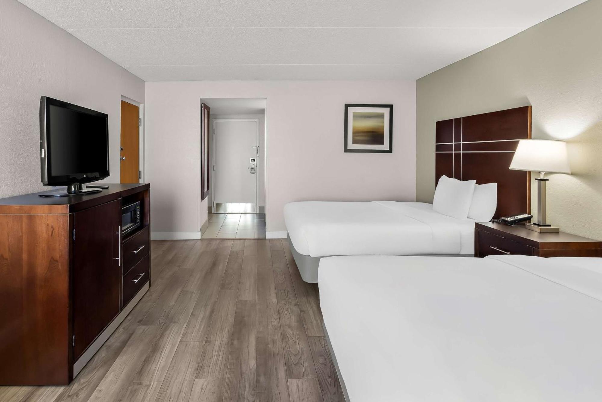 Best Western Luxbury Inn Fort Wayne Dış mekan fotoğraf