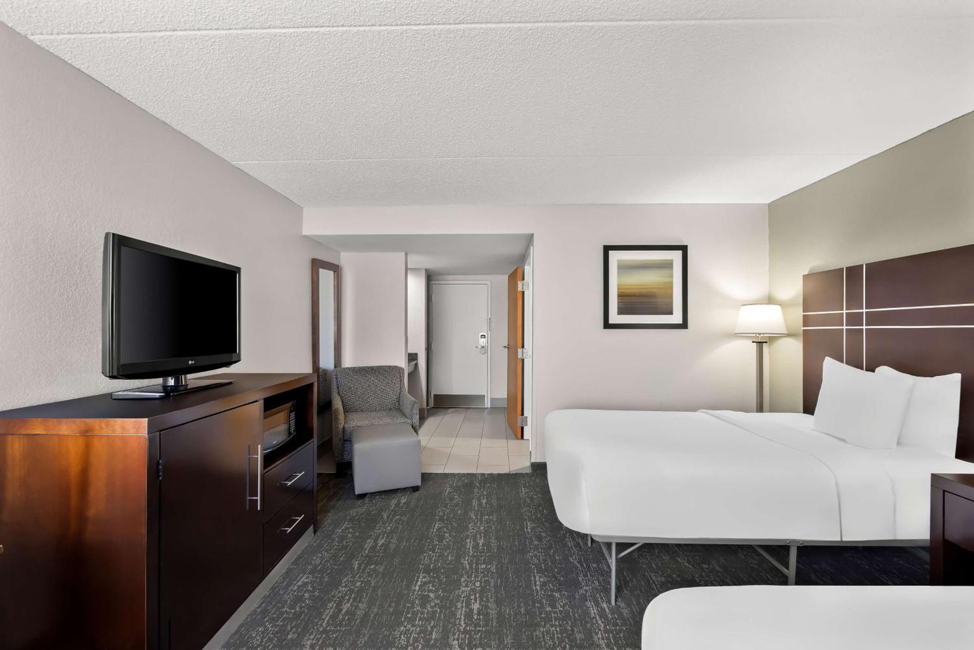 Best Western Luxbury Inn Fort Wayne Dış mekan fotoğraf