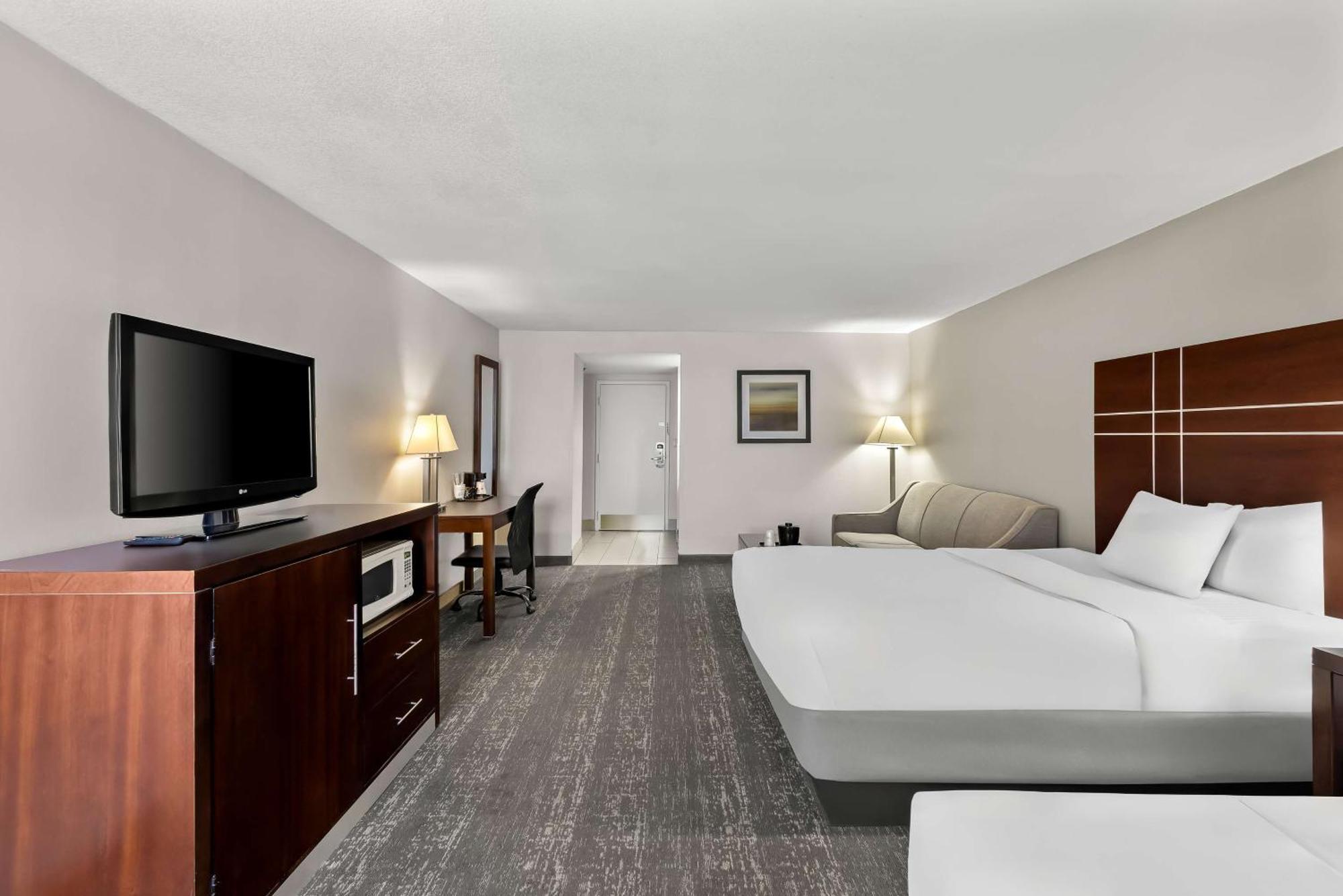 Best Western Luxbury Inn Fort Wayne Dış mekan fotoğraf
