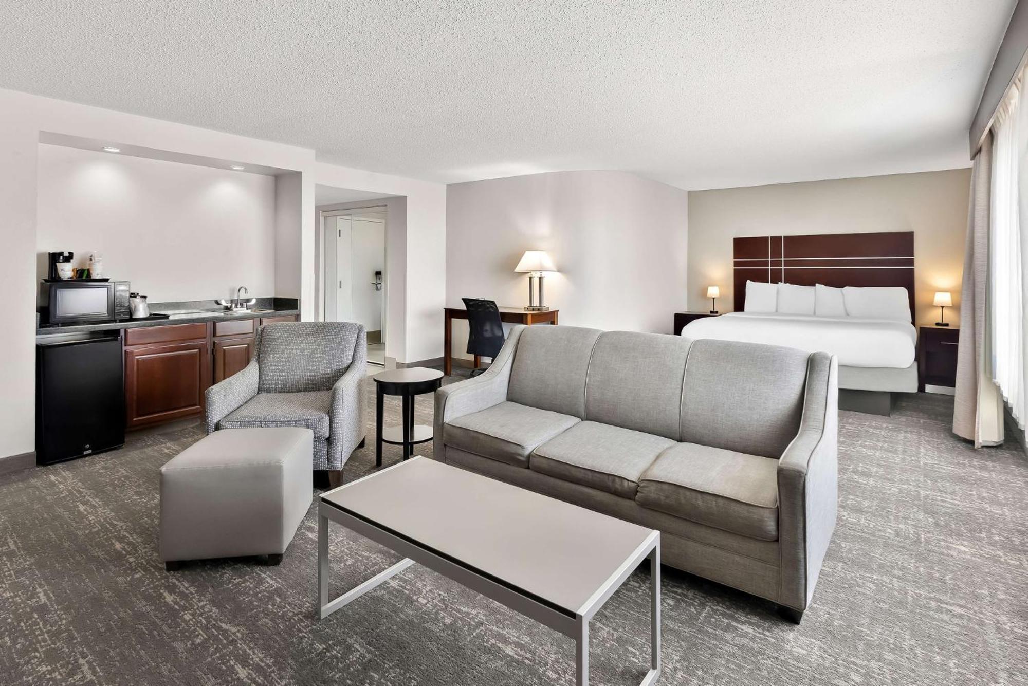 Best Western Luxbury Inn Fort Wayne Dış mekan fotoğraf